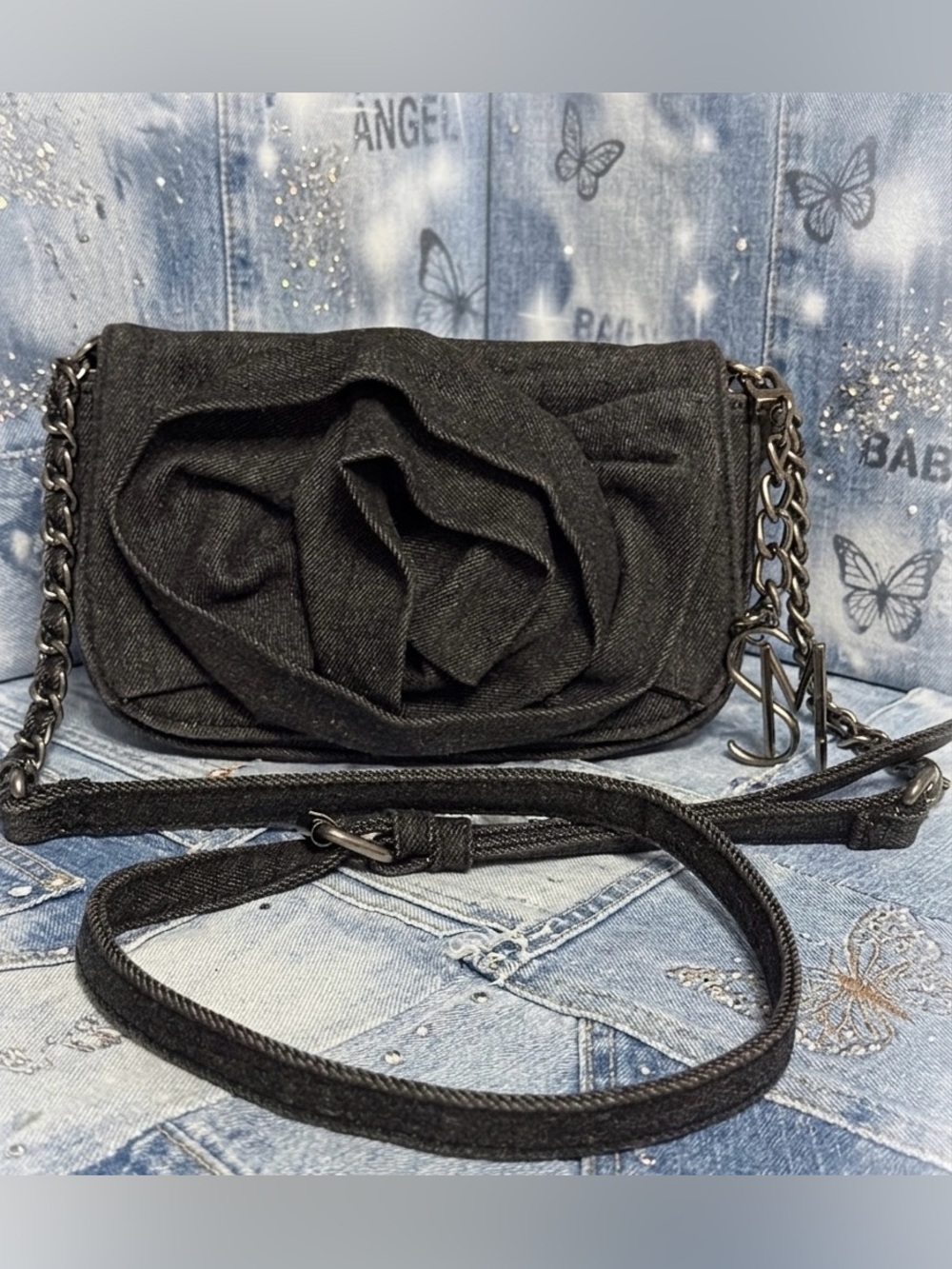Steve Madden 3D Denim Rose Crossbody Bag – Dark Wash with SM Bag charm